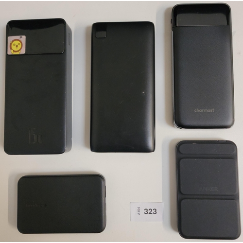 323 - SELECTION OF FIVE POWERBANKS
including Goodmans and Anker (5)