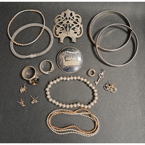 41 - SELECTION OF SILVER JEWELLERY
including five unmarked silver bead bracelets, two bangles, a cabochon... 