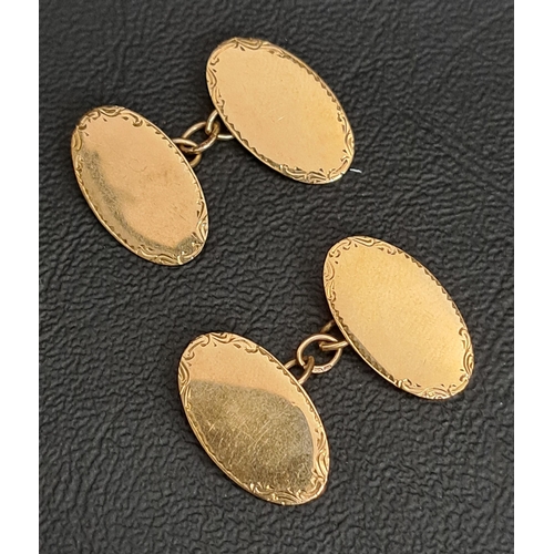 7 - PAIR OF NINE CARAT GOLD CUFFLINKS
approximately 3 grams