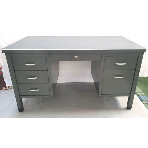 667 - MID 20th CENTURY RETRO INDUSTRAL METAL DESK
by Art Metal Company (London), with three small drawers ... 