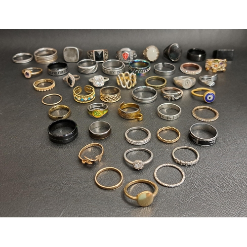 32 - SELECTION OF SILVER AND OTHER RINGS
including stone and crystal set examples, 1 box