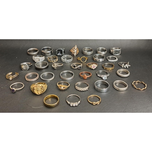 125 - SELECTION OF SILVER AND OTHER RINGS
including CZ and stone set examples, 1 box