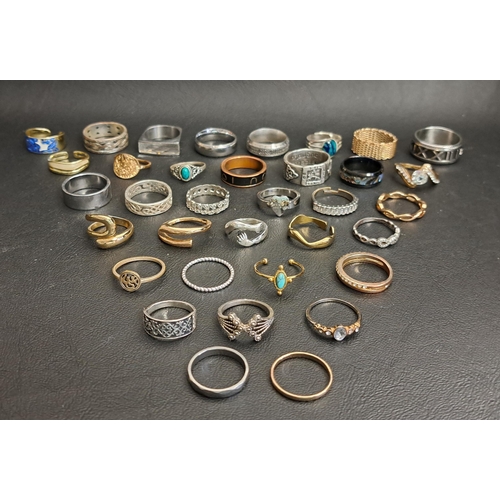 180 - SELECTION OF SILVER AND OTHER RINGS
including stone and paste set examples, 1 box