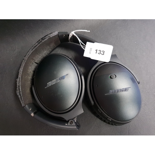 133 - PAIR BOSE QC35 ON-EAR BLUETOOTH ACOUSTIC NOISE CANCELLING HEADPHONES
The headband is very worn