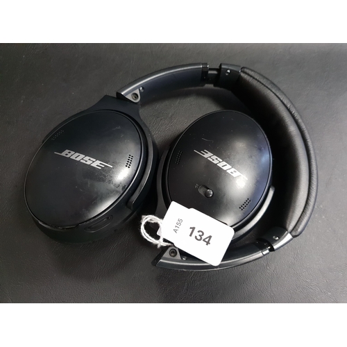 134 - PAIR BOSE QC45 ON-EAR BLUETOOTH NOISE CANCELLING HEADPHONES
the earpads are very worn