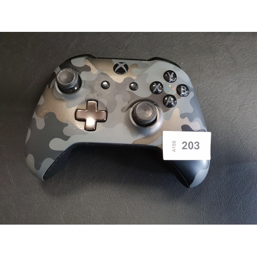 203 - X BOX WIRELESS CONTROLLER