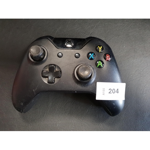 204 - X BOX WIRELESS CONTROLLER