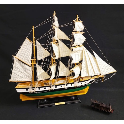 449 - MODEL CLIPPER BOAT OF DUNBRODY
with rigging, 53cm high; and a Triang model 00 gauge 43775 engine (2)