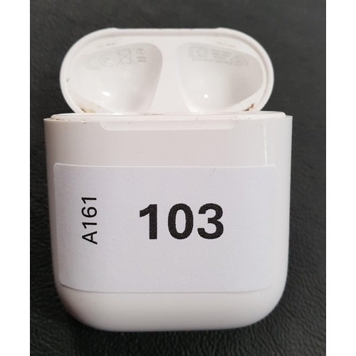 103 - APPLE AIRPODS LIGHTNING CHARGING CASE