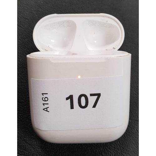 107 - APPLE AIRPODS WIRELESS CHARGING CASE