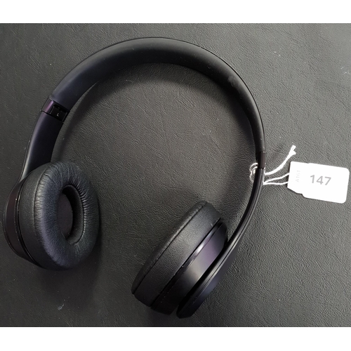 147 - BEATS SOLO3 ON-EAR WIRELESS HEADPHONES
Note: Wear to earpads