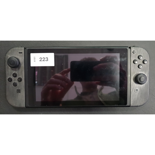 223 - NINTENDO SWITCH
S/N XAJ40065283420; wiped