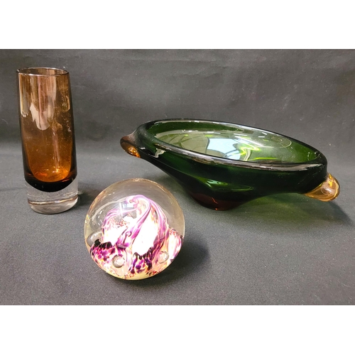 244 - STUDIO ART GLASS MURANO STYLE BOWL
the green body with twin amber handles, 9cm high; a small studio ... 