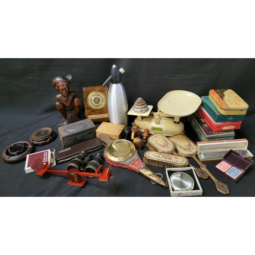 369 - LOT OF COLLECTABLES
including a set of Harper scales with weights, a pair of binoculars, four hardwo... 