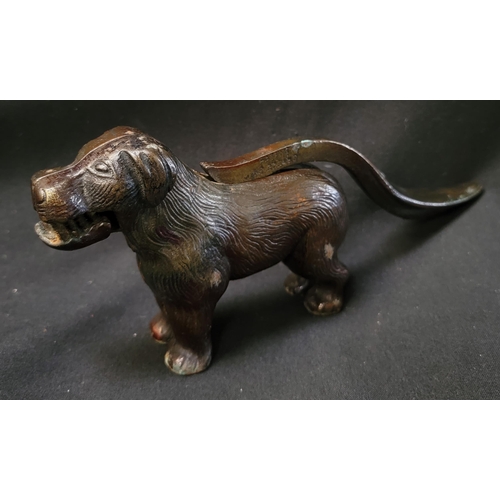 373 - EARLY 20th CENTURY CAST IRON DOG SHAPED NUTCRACKER
22cm long