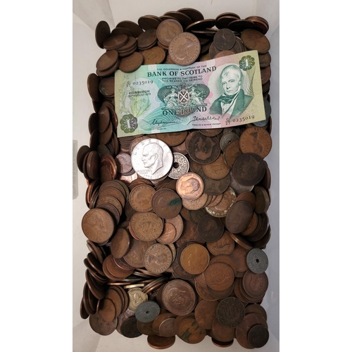 506 - SELECTION OF COINS AND NOTES
including Scottish one pound note, pre-decimalisation coins, USA dollar... 
