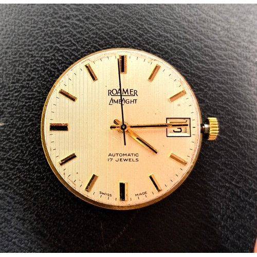 14 - GENTLEMAN'S ROAMER LIME LIGHT NINE CARAT GOLD CASED WRISTWATCH
the dial with baton markers and date ... 