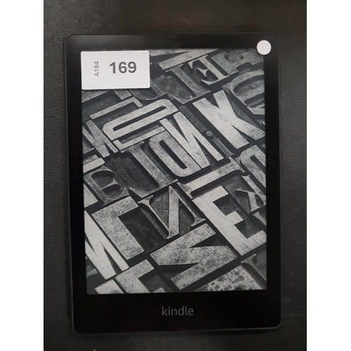 169 - AMAZON KINDLE PAPERWHITE 5  SIGNATURE EDITION E-READER
11th generation, serial number G8S1 LG13 3387... 