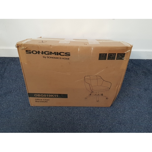 24 - SONGMICS SWIVEL OFFICE CHAIR
with casters, in tonal brown, 1 box, SKU number: OBG019K11, RRP: 57.11,... 