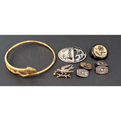 45 - SELECTION OF SILVER AND OTHER JEWELLERY
comprising a pair of moss agate set Iona silver cufflinks by... 