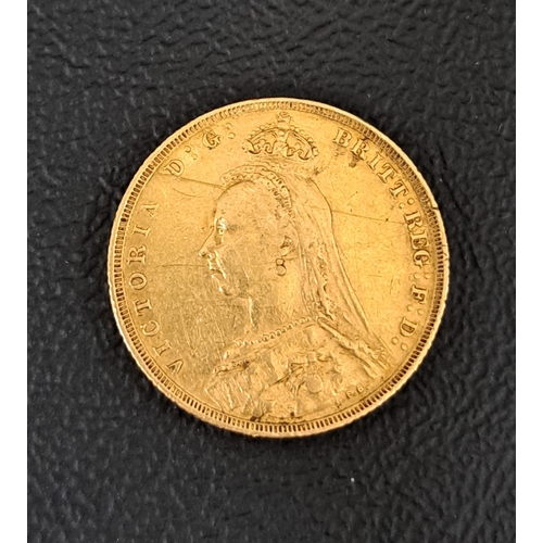463 - VICTORIA GOLD SOVEREIGN COIN
dated 1889