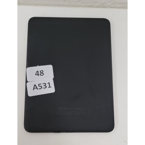48 - AMAZON KINDLE PAPERWHITE 6/ MODEL: SA568B - BLACK