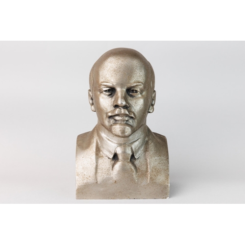 1 - Vladimir Ilic Lenin - USSR - Sculpture Bust, 1975 year, Size 19x11 cm, Silumin