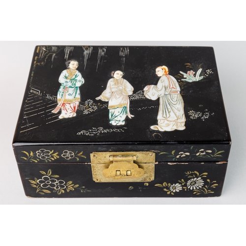 2 - Vintage Japanese Black Jewelry box, Size 15x20x8,5 cm