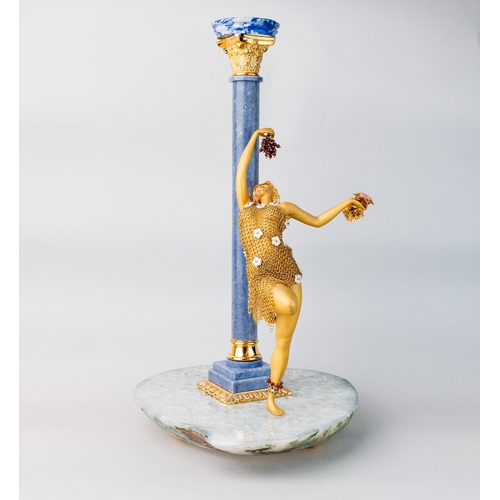 33 - Statuette 