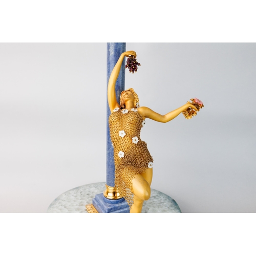 33 - Statuette 