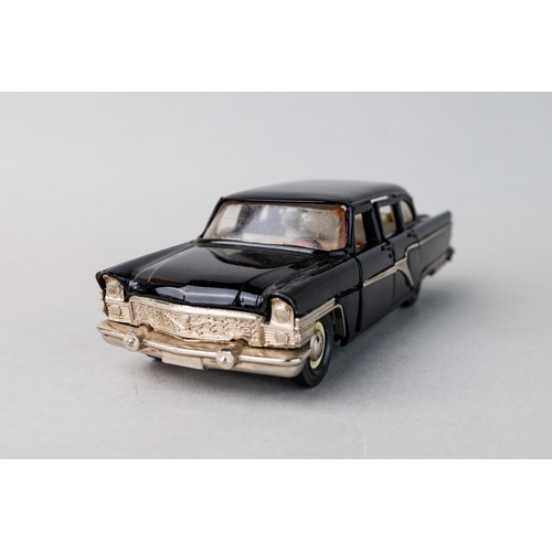 36 - Chaika (Seagull) GAZ-13, Sedan, Black