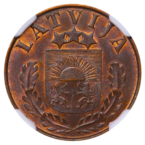 425 - Latvia, President Karlis Ulmanis (1936-1940), 2 santimi, 1939 year, Bronze, 2 gr, KM#11, In MS 63 BN... 