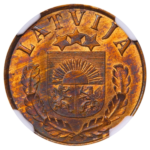 426 - Latvia, President Karlis Ulmanis (1936-1940), 2 santimi, 1939 year, Bronze, 2 gr, KM#11, In MS 63 RB... 