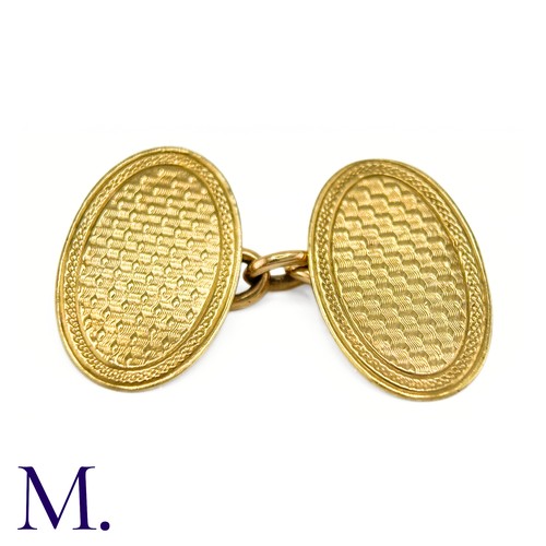 43 - NO RESERVE - A Pair of 9ct Gold Cufflinks

The 9ct yellow gold cufflinks are oval in shape with chai... 