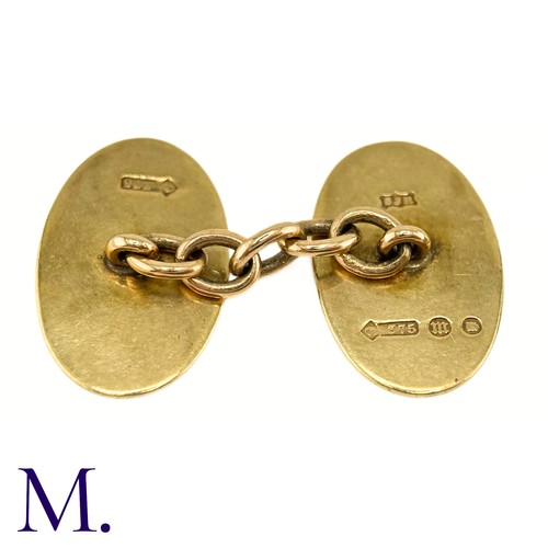 43 - NO RESERVE - A Pair of 9ct Gold Cufflinks

The 9ct yellow gold cufflinks are oval in shape with chai... 