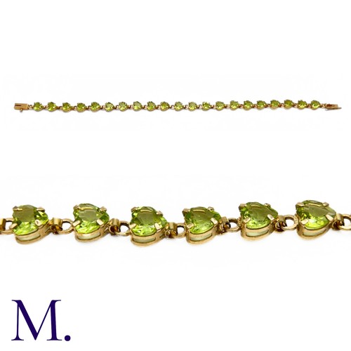 23 - Vintage Peridot and Gold Bracelet (10ct Gold)

The 10ct yellow gold bracelet is made up of twenty-on... 