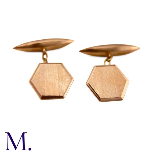 21 - NO RESERVE - A Pair of Rose Gold Cufflinks

The 9ct rose gold hexagonal cufflinks are secured with t... 