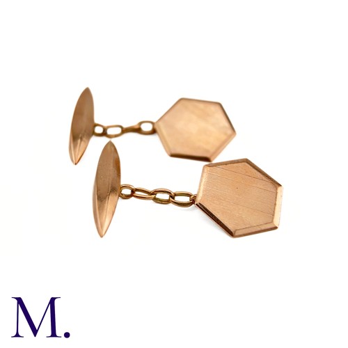 21 - NO RESERVE - A Pair of Rose Gold Cufflinks

The 9ct rose gold hexagonal cufflinks are secured with t... 