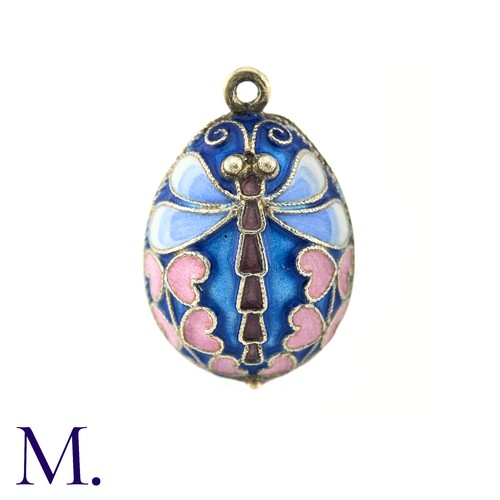 13 - An Enamelled Egg Pendant with blue, pink and white enamel, no markings visible.

Size: 2.7cm
Weight:... 