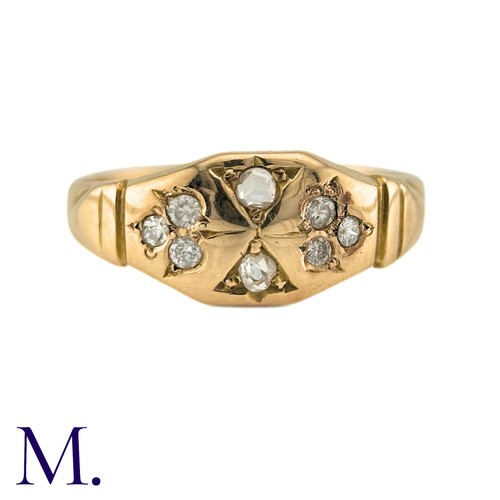 18 - An Antique Diamond Gypsy Ring in 15k yellow gold, set with round cut and rose cut diamonds. Partial ... 