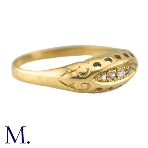 65 - An Antique Diamond Five Stone Ring in 18k yellow gold, set with round cut, rose cut and old cut diam... 