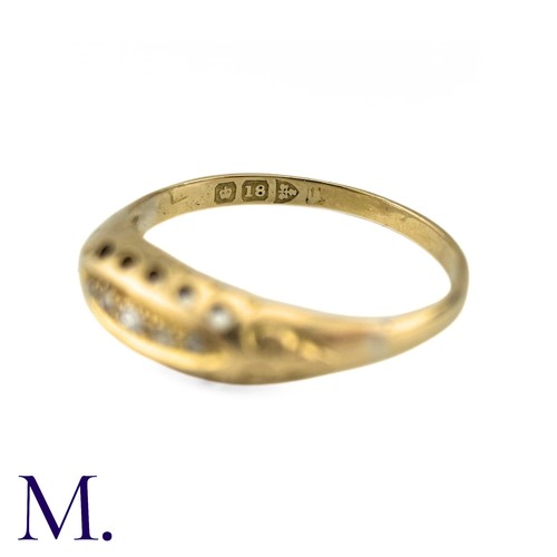 65 - An Antique Diamond Five Stone Ring in 18k yellow gold, set with round cut, rose cut and old cut diam... 