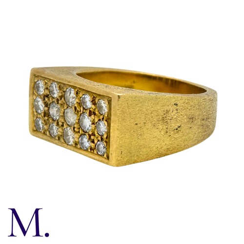 231 - A Diamond-Set Signet Ring in 18K yellow gold, with textured, matt-finish band, set with three rows o... 