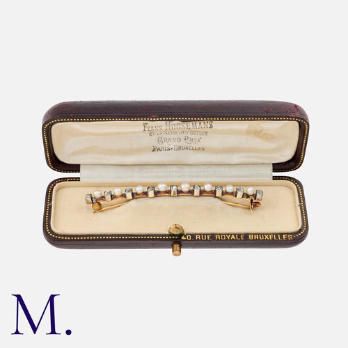 113 - An Antique Pearl And Old Cut Diamond Bar Brooch in yellow gold and silver, set with a row of alterna... 