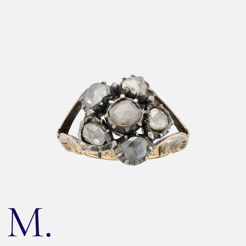 242 - No Reserve. An Antique Rose Diamond Ring in yellow gold and silver, set with six rose cut diamonds i... 