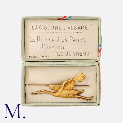 100 - An Antique Stork Brooch in 18K yellow gold.  French assay marks for 18ct gold.

Size: 4.6cm
Weight: ... 