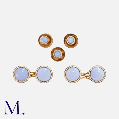 15 - An Antique Blue Agate Dress Set in 15K yellow gold, cufflinks and studs set with blue agate cabochon... 