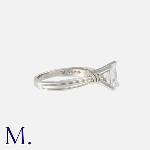 8 - NO RESERVE. A Platinum Mount for a single stone set with an emerald-cut colourless gemstone. Band st... 