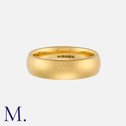173 - An 18ct Gold Band (6mm wide) with hallmark for 18K gold.

Size: Q
Weight: 9.7g