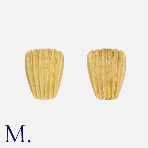 169 - BUCCELLATI. A Pair of Scallop Earrings in 18K yellow gold in an etched scallop form.  Signed FED. BU... 